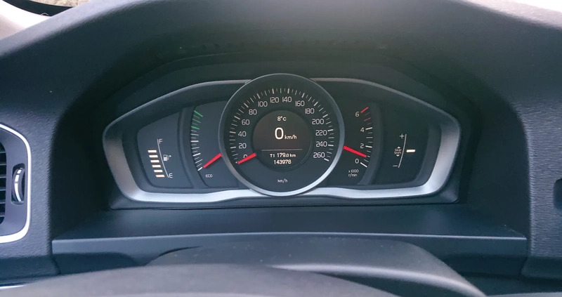 Volvo V60 cena 47000 przebieg: 144000, rok produkcji 2014 z Skawina małe 596